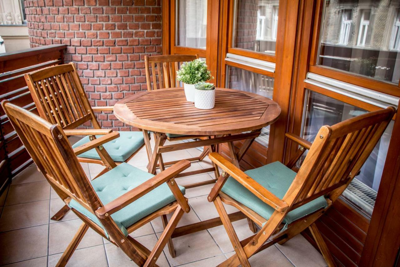 Don Quijote Apartment Budapest Bagian luar foto